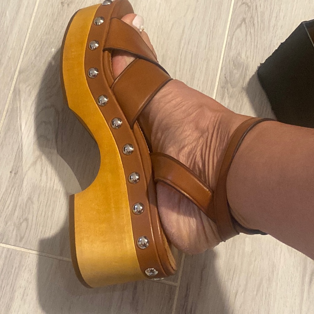 Coach platform sandals